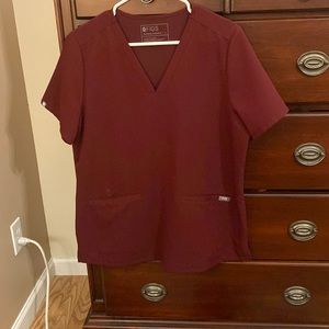 Figs Casma 3 pocket scrub top